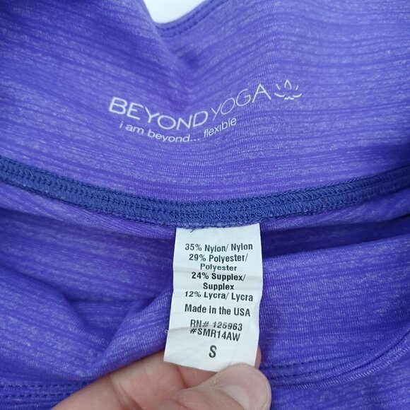 Beyond Yoga Stripe Capri Legging In Vivid Violet Women's S Activewear Athleisure - Picture 4 of 8